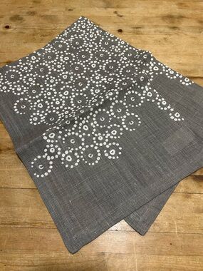 Crate&Barrel Perla Grey Textured Placemats 2